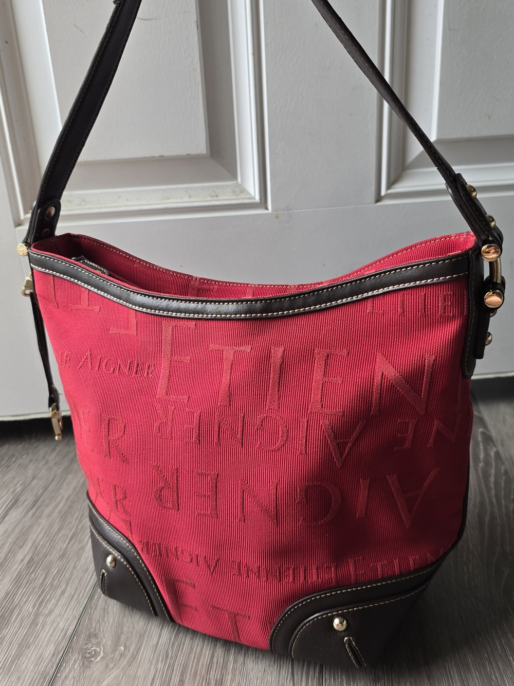 Etienne Aigner Red Signature Jacquard Canvas Hobo Bag Gold A Logo Est 1949